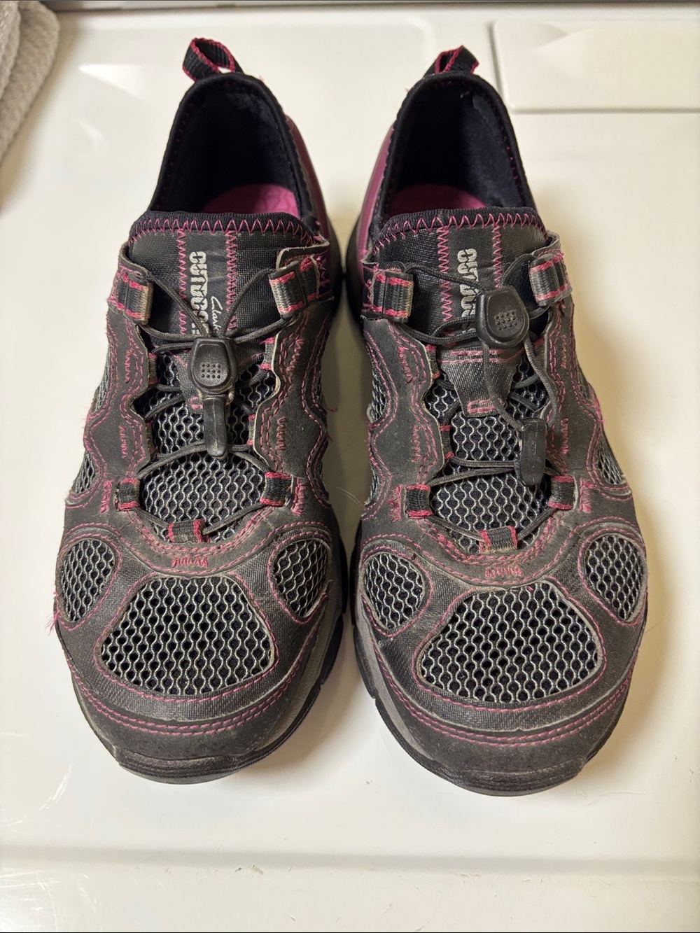 Clarks Women's Black Athletic Water Shoes with Pink Accents